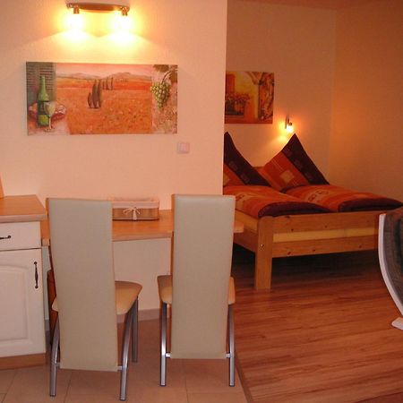 Flensburg Ferienwohnungen Apartment 1 Buitenkant foto
