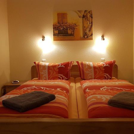 Flensburg Ferienwohnungen Apartment 1 Buitenkant foto